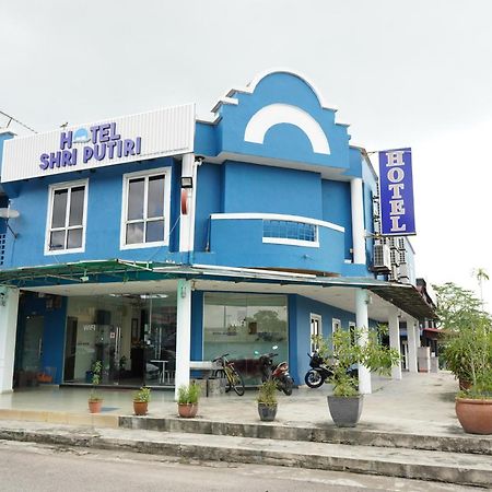 Hotel Shri Putiri Pasir Gudang Exterior foto